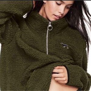 Olive Green pink half zipper sweater